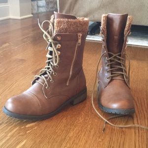 Brown Forever Lace-up Boots size 7